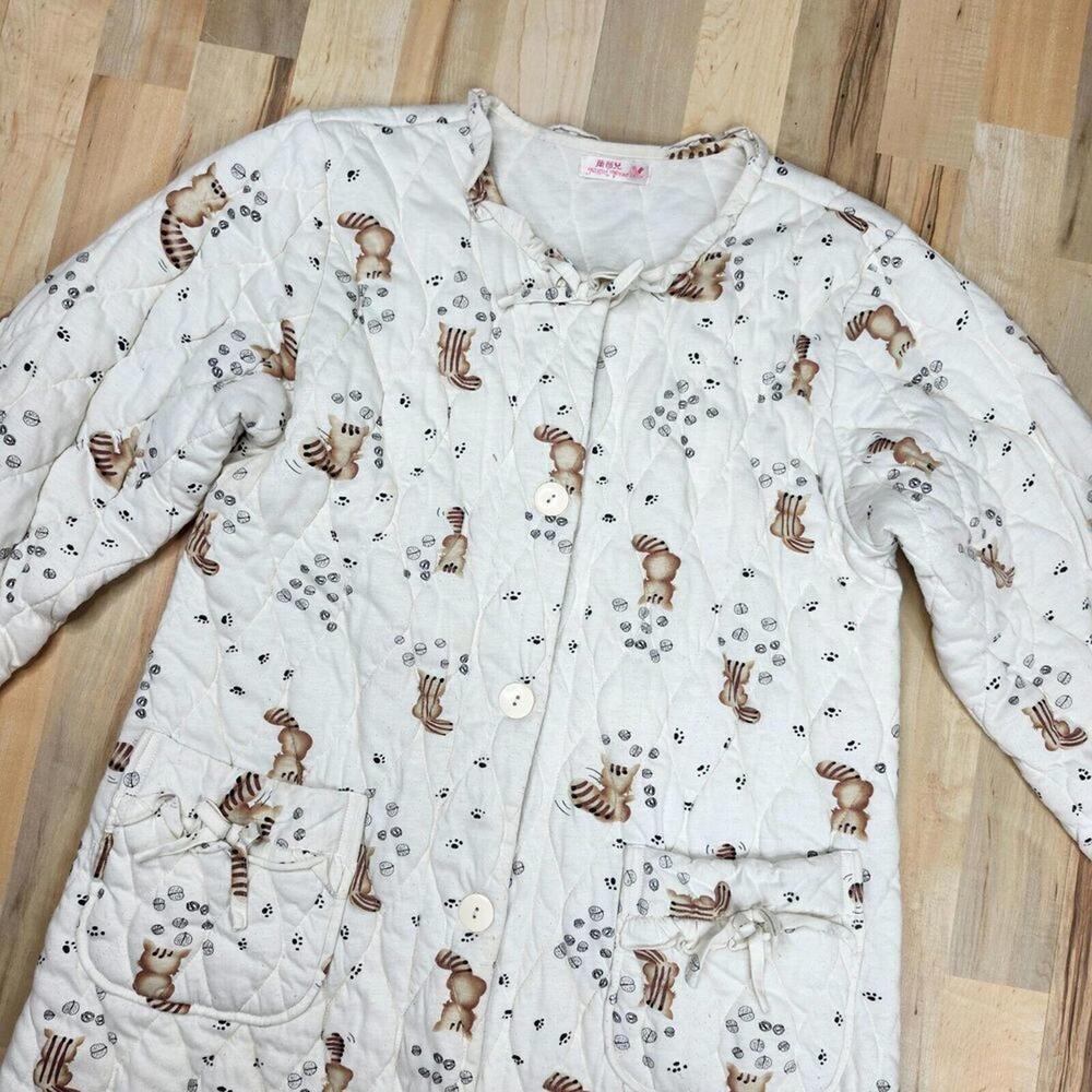 Adorable Quilted Woodland Forest Racoon Button Up Lounge Robe Size Medium - Picture 3 of 9